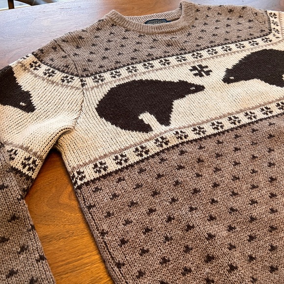 Pendleton Bear Constellation Sweater - Picture 1 of 12